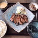 レストラン明治の赤煉瓦 - 牛タン定食(1580円)