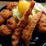 とんかつ春 - 盛り合わせ定食