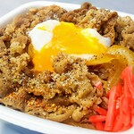 Yoshinoya - 牛丼特盛ツユダク632円 半熟玉子75円