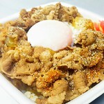 Yoshinoya - 牛丼特盛ツユダク632円 半熟玉子75円