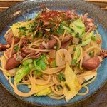 Whims coffee and bar - ホタルイカと春キャベツのパスタ