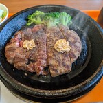 いきなりステーキ - ワイルドステーキ＆ハンバーグコンボ（1250円＋税）