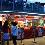 CÉ LA VI RESTAURANT AND SKYBAR - 