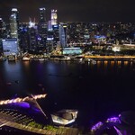 CÉ LA VI RESTAURANT AND SKYBAR - 