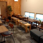 イヌヤマ キナコ カフェ - 店内