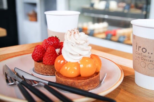 閉店 イロコンフィズリーエデセール Iro Confiserie Et Dessert 宮の坂 ケーキ 食べログ