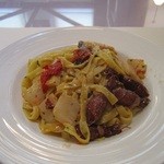 ラ・クッチーナ - ホタルイカと竹の子とドライトマトのタリアテッレ（＋￥２００）