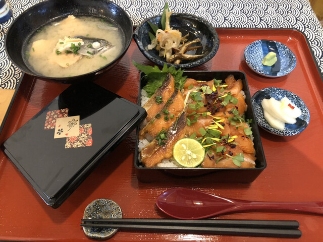 山本屋 魚濱 Uohama 長浜 魚介料理 海鮮料理 食べログ 山本屋 魚濱 Uohama 長浜 魚介料理 海鮮料理 食べログ