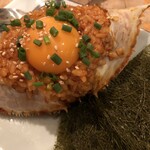 スパイステーブル - 佐賀県産活渡り蟹のヤンニョムケジャン、〆のトッパブ