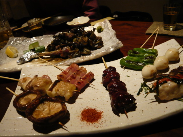 くしやき Tori Yakiniku to Kaiseny Izakaya UTTORI | EATWAKAYAMA