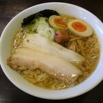 なかた屋 - 料理写真:背アブラ味塩中華650円(煮玉子クーポンにて)