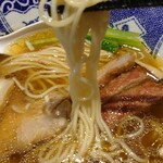 ハマカゼ拉麺店 - 細麺