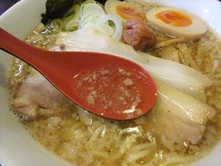 Nakataya - 背アブラ入り塩スープ