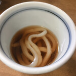 釜あげうどん 長田 in 香の香 - この出汁が美味いのです！