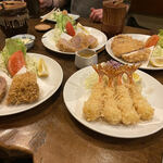 丸五 - どや！　豪華な夕餉