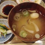 楽膳 - 定食の御味噌汁