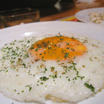 スタンドバー・キュヴェ - 目玉焼き100円