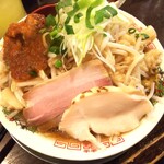 金町製麺 - 二郎風醤油ラーメン～トマトカレーがけ～