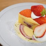 ハナツムリ - 【2020.03】いちごタルト(580円)