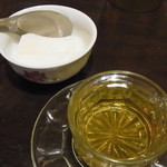 カラテ チョップ - ハス茶とデザート