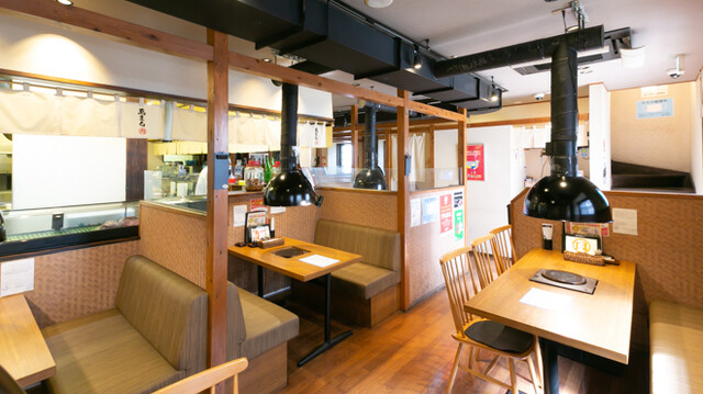 Sumibi Yakiniku Manmaru Fuchu Honten photo 4