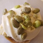 アル・ケッチァーノ - ◆本日のドルチェ 「だだちゃ豆のムース」