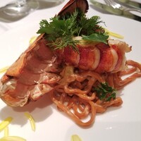 代官山ASO チェレステ 日本橋店 - オマール海老のクリームソース トマトを練り込んだ自家製タリオリーニ