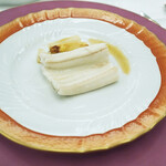 ペレグリーノ - 穴子と白アスパラガスのシンプルなロースト