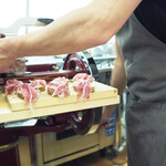 ペレグリーノ - イタリアの生ハムの王様　"クラテッロ・ディ・ジベッロ"