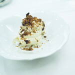 ペレグリーノ - 出来立て　練り立て　濃縮ミルクのジェラート　"ジェラート　フィオーレ　ディ　ラテ"