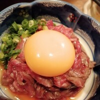 大衆肉酒場 こだわり米 匠 - ユッケ