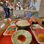 魚菜小売市場 - 