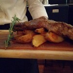 R restaurant & bar - 