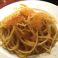 カルネジーオ イースト - 