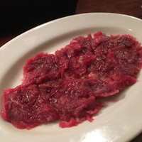 カルネジーオ イースト - 