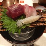 恵比寿 かみくら - 白魚、初鰹、真鯛のお刺身