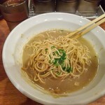 麺処 にぼし香 - スープ投入