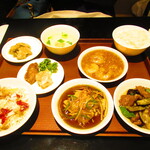 黄鶴 - ランチ小皿定食　２８００円（税込）【２０２０年３月】