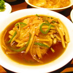 黄鶴 - ランチ小皿定食　２８００円（税込）の白身魚の甘酢あんかけ【２０２０年２月】