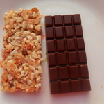 FU WAN CHOCOLATES - 料理写真:海老のチョコレート、62％台湾一號屏東巧克力