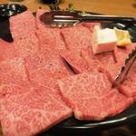 焼肉 千加良 - おまかせの和牛です　塩で