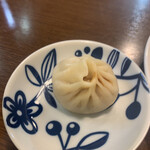 田端華園 - 小籠包、蓮華はついてきません...