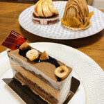 Atelier MIGNONETTE - 大人の味わい♡ナッツとプラリネクリームのショコラケーキ。洋酒がしっかり効いています。