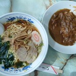 中華料理　みかみ - 出前～ラーメン・小カレーセット（770円）