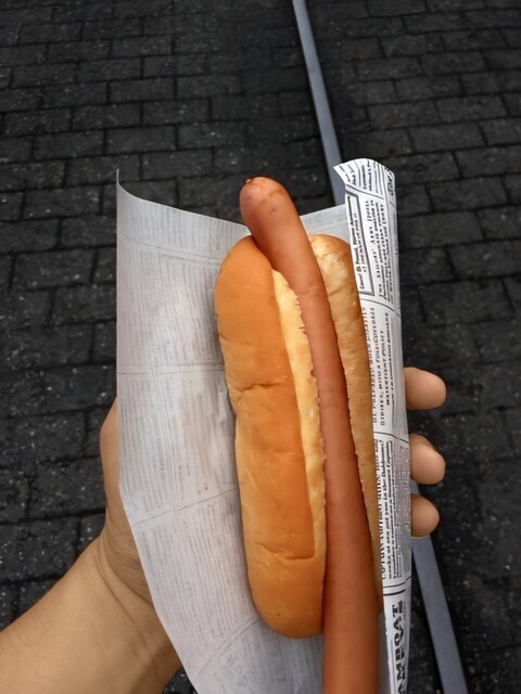 平凡なホットドッグ By 踊る埴輪 デランシー ケータリング Delancey Catering 東京ディズニーシー ステーション パン サンドイッチ その他 食べログ 平凡なホットドッグ By 踊る埴輪 デランシー ケータリング Delancey Catering 東京ディズニーシー ステーション パン サンドイッチ その他 食べログ