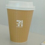 セブンイレブン - ★★★ホットカフェラテ L 200円 もっとビターにしないとラテとのバランスが悪く香りも無い！缶コーヒーに負けてる！