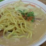 チャルメラ番長 - 麺アップ