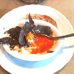 La Brianza - トリュフのグラタンピエモンテ風。黄身のコクがすごい！おいしいの