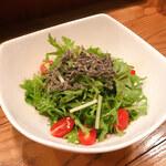 ABIY'S 炙 KITCHEN - 水菜と塩昆布のヘルシーサラダ(140THB) 