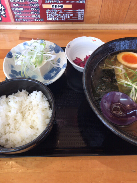 谷津亭（やづてい） - 安達（ラーメン）の写真